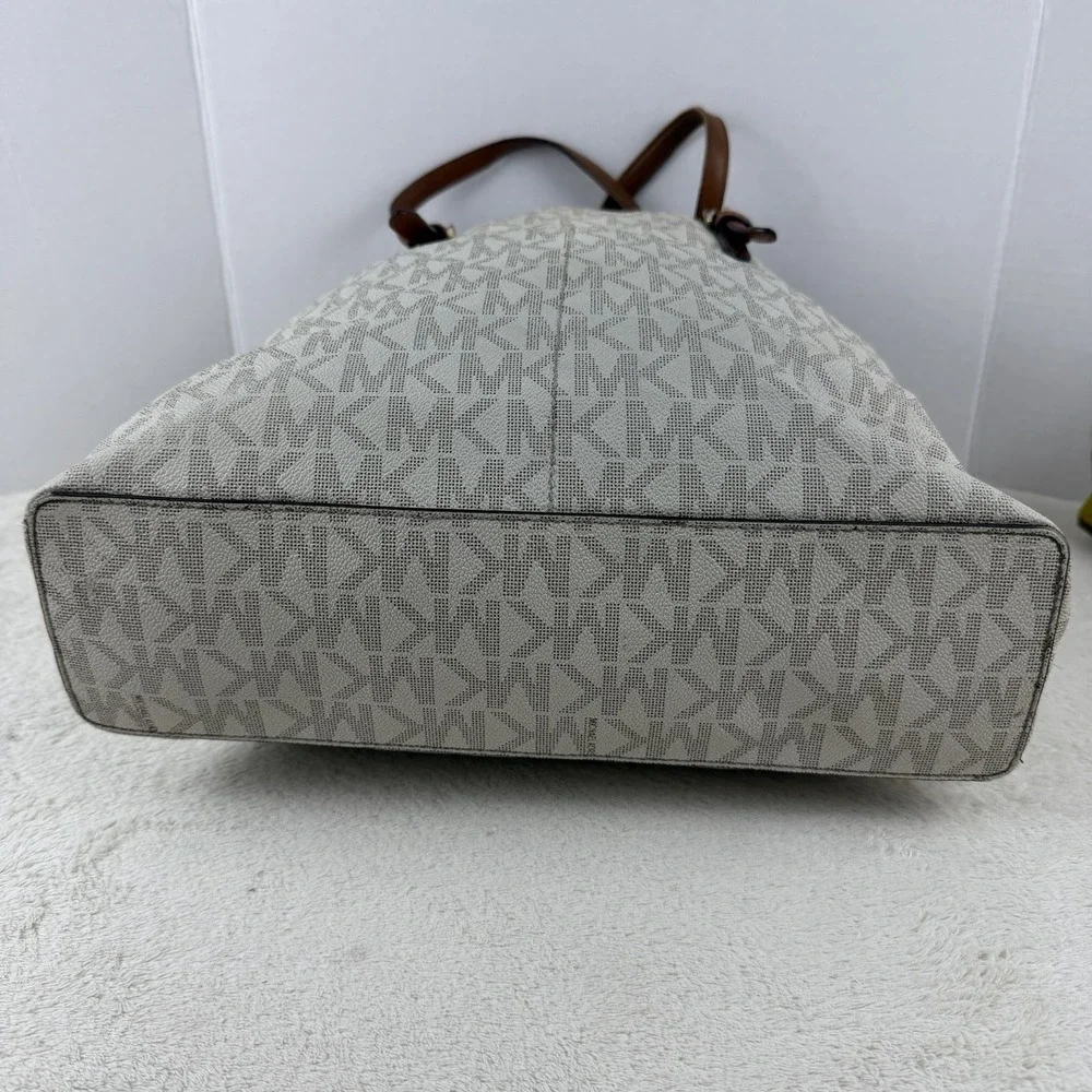 MICHAEL‎ KORS Bedford Large Pocket Vanilla Tote Bag Logo 30S0GBFT3B